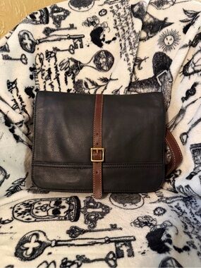 !!SALE!! Fossil Tilly Leather Crossbody Bag with Brown Strap
